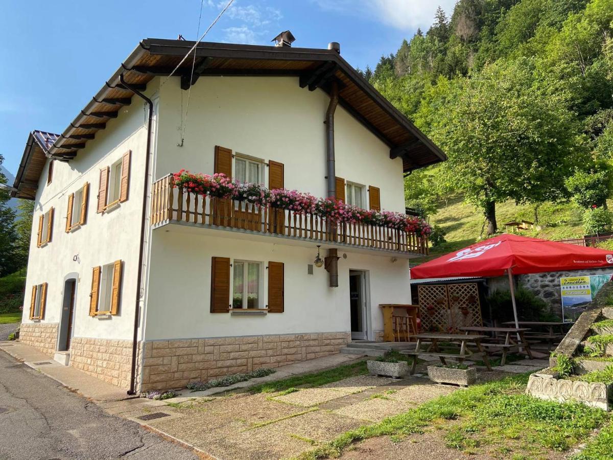 Casa Ortis Hotel Paluzza Eksteriør billede